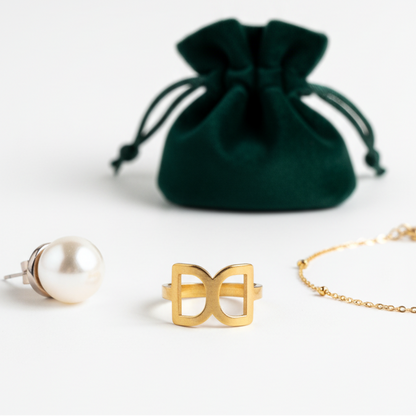 Bague Initiale Dorée – Acier Inoxydable Waterproof
