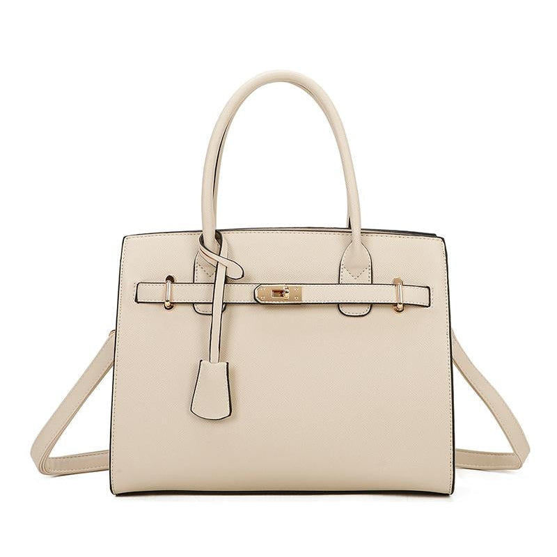 Elora bag – Structured elegance &amp; generous size